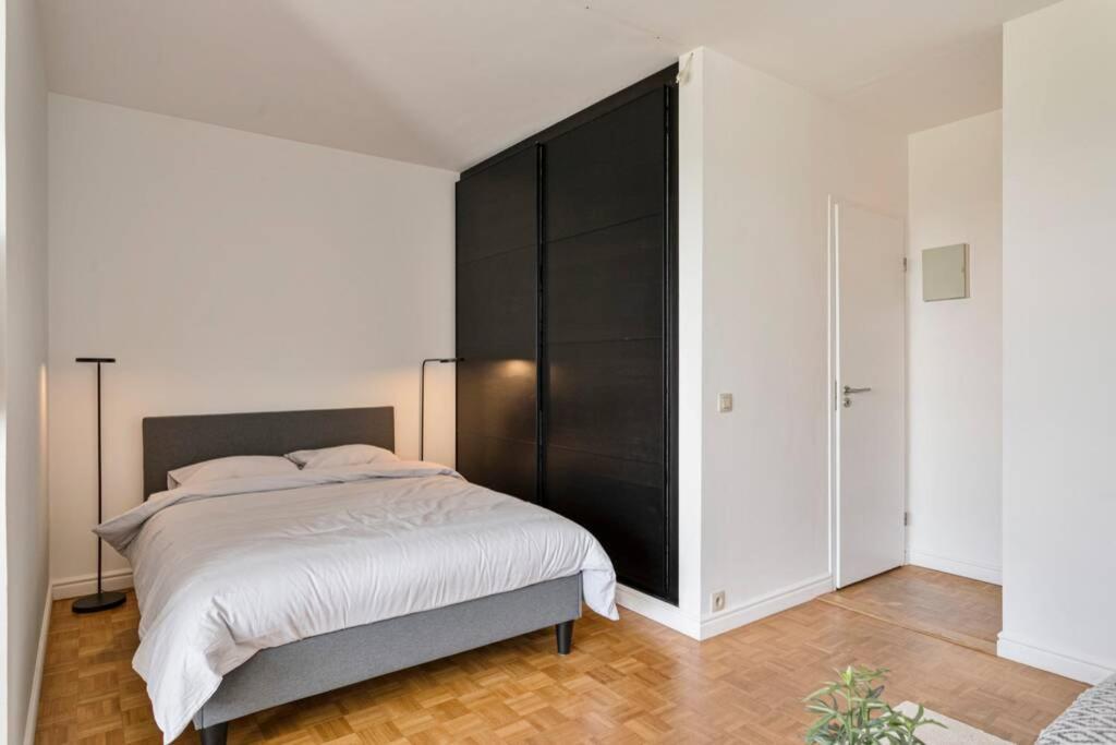 New-York Style Studio Apartment แอนต์เวิร์ป ภายนอก รูปภาพ