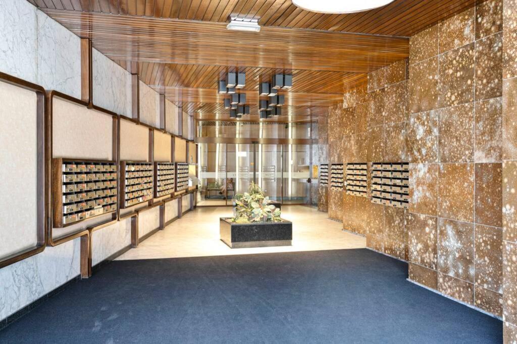 New-York Style Studio Apartment แอนต์เวิร์ป ภายนอก รูปภาพ