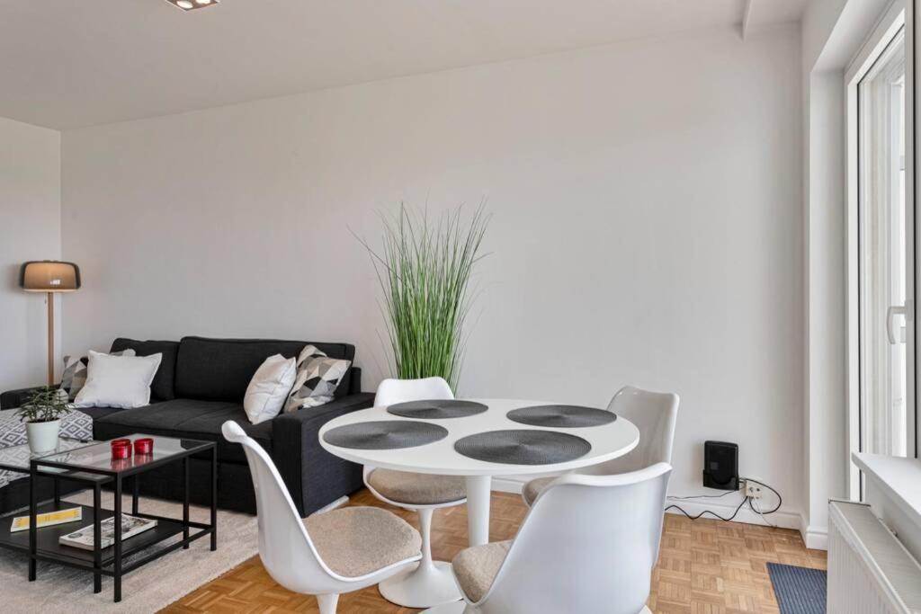 New-York Style Studio Apartment แอนต์เวิร์ป ภายนอก รูปภาพ